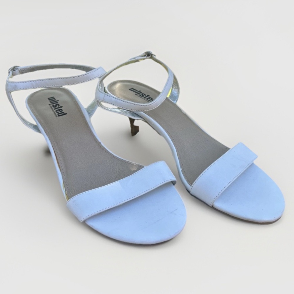 Kenneth Cole Unlisted‎ Kitten Heel Sandal NWOB Y2K Style Size 7.5 Made in 2014